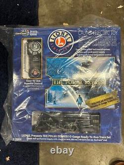 Lionel O Gauge remote Polar Express Train Set Black