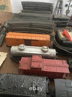 Lionel Postwar 2035 Steam Locomotive Freight Car Train Set O Gauge Power & Track