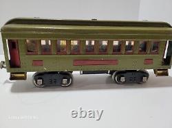 Lionel Prewar Standard Train Set In Original Box No. 8E Two Cars And Track