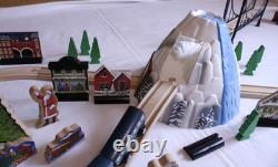 Lionel The Polar Express Wooden Railway Christmas Train Set Imaginarium READ