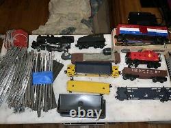 Lionel Train Set 1970's Complete With Town, Track, Tender, Locomotive set lot of