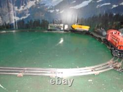 Lionel U. S. Coast Guard NW-2 Diesel and complete O /O27 Freight Train Set