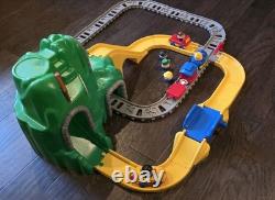 Little Tikes Train Set Mountain Track with Figures Ages 3-7 Years 3-5 3-4 4-7