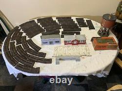 Lot Of AMERICAN FLYER TRAIN SET Vintage A. C. GILBERT CO. NEW HAVEN CONN U. S. A