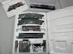 MAGA Donald Trump Express Train Set (3 pcs + Track & Pwr) Bradford Exchange New