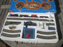 MARKLIN HO #2957 TRAIN and TRACK SET