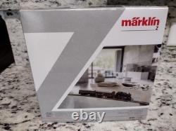 Marklin 81701 Z Scale Train Starter Set US 120V Plus Track