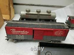 Marx Toy Train Set Streamline tracks Cars Electric Remote Control 1940's Vintage