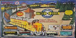 NEW Bachmann HO Scale Empire Builder Train Set withUnion Pacific Diesel Locomotive