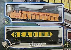 NEW Bachmann HO Scale Empire Builder Train Set withUnion Pacific Diesel Locomotive