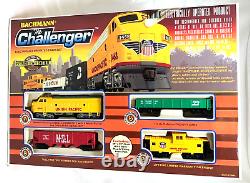 NIB BACHMANN Ho Scale Electric Train Set CHALLENGER toy E-Z TRACK SYSTEM 00621