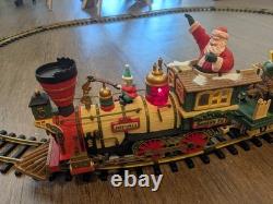 New Bright Holiday Express Animated Train Set #380 Lights Sounds WithBox Complete