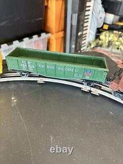 O Scale, Lionel train set, 5 trains, controller, transformer, 12 tracks