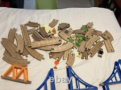 Original thomas and friends train set with wood tracks buildings several cars