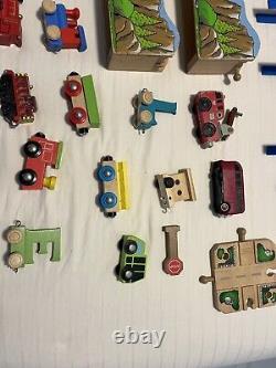 Original thomas and friends train set with wood tracks buildings several cars