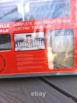 PLAY ART HO Scale Electric Train Set 3334BT NEW IN BOX SEALED Vintage