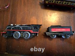 Pre War Lionel Junior Tinplate Electric Train Set 1056Ee with Extra Track