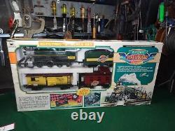 RARE VINTAGE New Bright ELECTRIC G Scale Train Set North Western with track