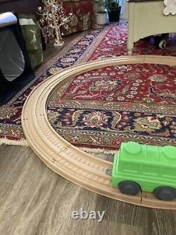 Step2 My First Holiday Train Track Set Works Great Christmas Holiday toddler