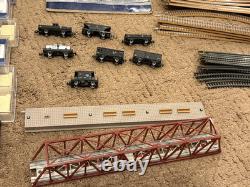 TOMIX N gauge Train set with 18 Cars, Tracks, Power unit. Vintage 1980 set