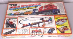 TYCO USA Express Train Set 4301 Locomotive, Auto Carrier, Bridge, Power Pack +