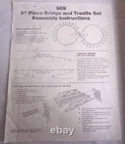 TYCO USA Express Train Set 4301 Locomotive, Auto Carrier, Bridge, Power Pack +