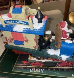 The HOLIDAY EXPRESS Animated Christmas Train Set #384 Extra Track 8 Cars