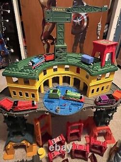 Thomas & Friends Toy Train Set, Super Station, Extra Large Race Track with Motor