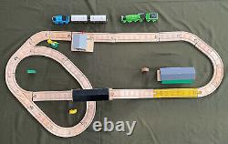 Thomas & Friends Wooden Railway 60th Anniversary Train Set Lot A Gold Track