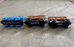 Thomas & Friends Wooden Railway 60th Anniversary Train Set Lot Gold Track