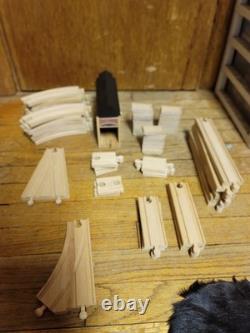 Thomas Tank Engine Wooden Train Set Lot VTG Building Track