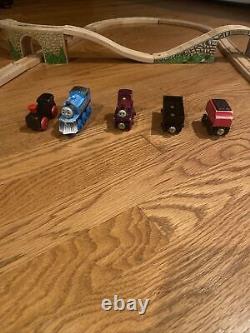 Thomas The Train Railway Track Set Of 50 Pieces And 5 Trains