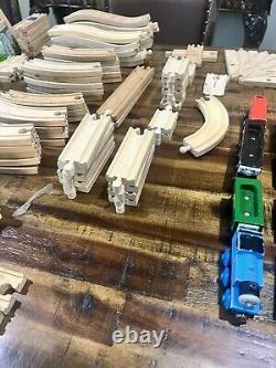 Thomas Train wood train Tracks 84 bridges, Buildings and More 8 Train Cars