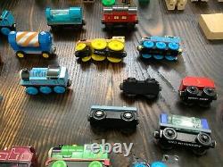 Thomas the train and friends wooden track cars engines 150 piece lot set railway