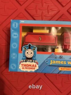 Tomy Thomas & Friends James With Track Motorized Toy Train Engine set 2005