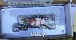 Trump Train Set Huge Track Lot HO Scale railroad Engine 6 cars