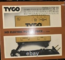 Tyco 7316 Electric Train Set Pre-owned Extra Track Extra Cars