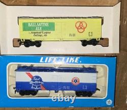Tyco 7316 Electric Train Set Pre-owned Extra Track Extra Cars