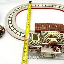 Villeroy & Boch Toy's Village Christmas Train Station Track Set Santa Porcelain