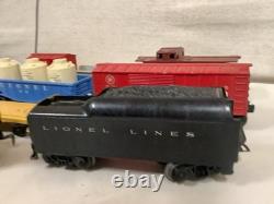 Vintage 1950's Lionel 027 train set good condition Estate Find