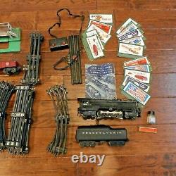Vintage 1950s Lionel Train Set Lots of Tracks 6 Cars with 1949 Owners Manual etc