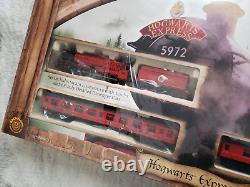Vintage 2001 Bachmann Harry Potter Hogwarts Express Train Set #638 Sealed