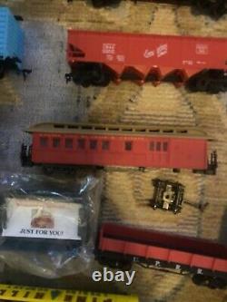 Vintage HO Scale Train Track Lot Tyco Athearn life-like Large Lot As/Is