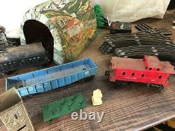 Vintage Lionell Train Set Track, Locomotive Engine Cars, tunnel, transformer