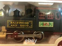Vintage Model Train set- Union Pacific Loco, Baltimore&Ohio + 10 more cars track