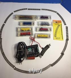 Vintage N Scale Train Set With Engine Cars And Tracks Tested Works