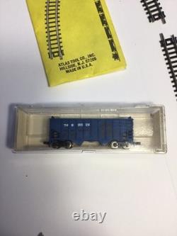 Vintage N Scale Train Set With Engine Cars And Tracks Tested Works