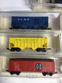 Vintage N Scale Train Set With Engine Cars And Tracks Tested Works