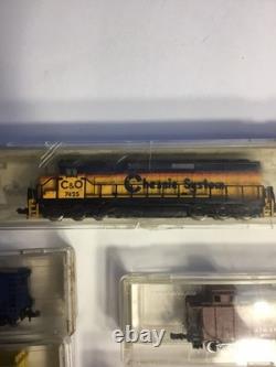 Vintage N Scale Train Set With Engine Cars And Tracks Tested Works