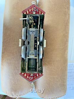 Vintage Pre-War LIONEL TRAIN SET NY Central Lines 33 Engine +Lionel 517 Caboose+